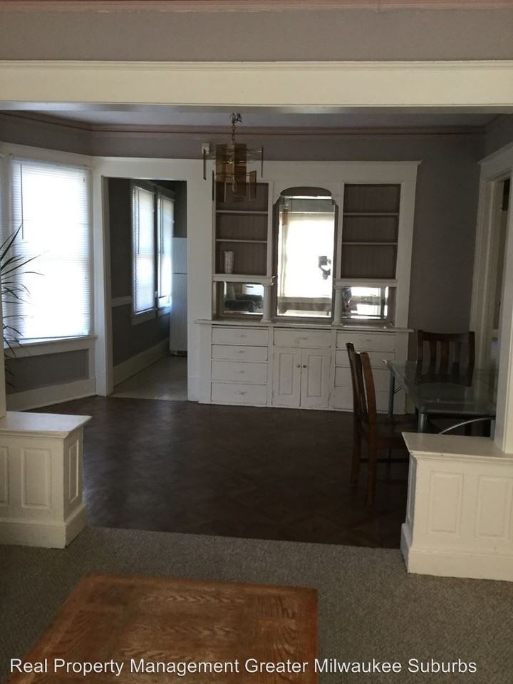 2676 N 36th St - Photo 3 of 9