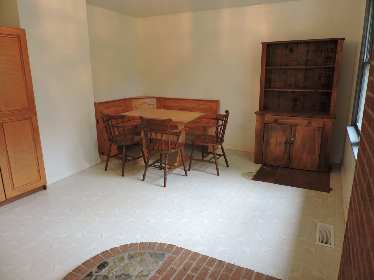 4078 E Lake Rd - Photo 3 of 10