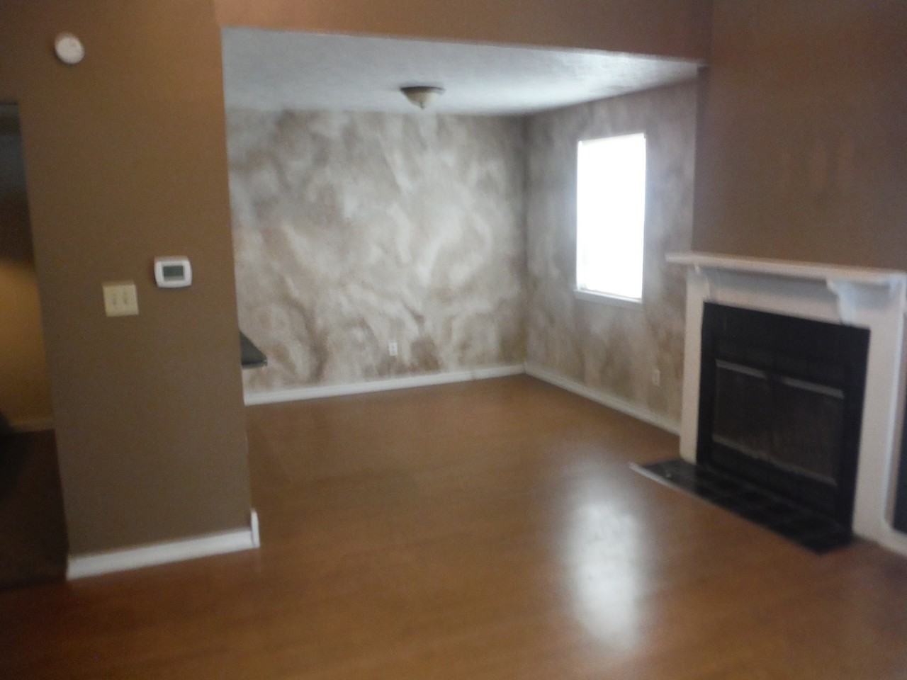 7221 Bay Point Ct - Photo 2 of 19