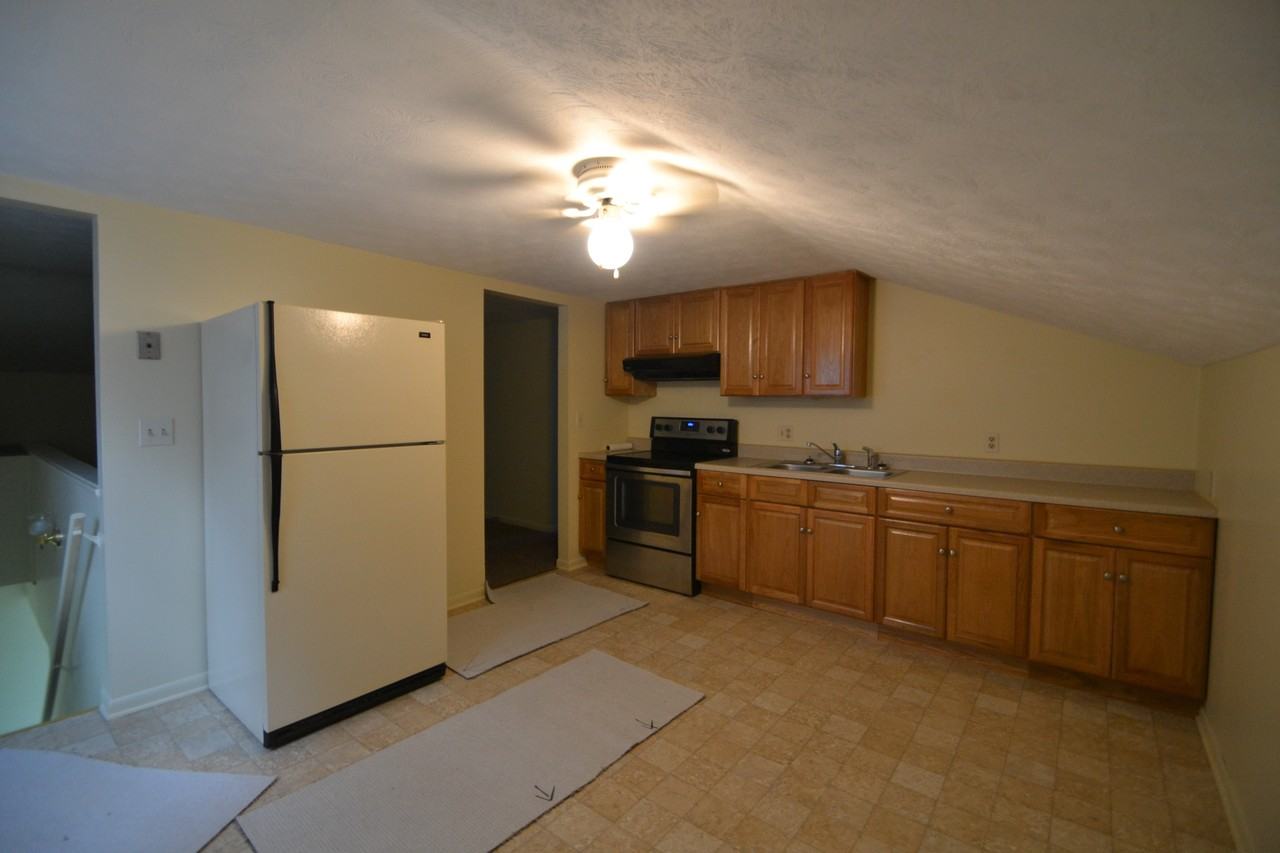 2206 Stuarts Draft Hwy - Photo 3 of 11