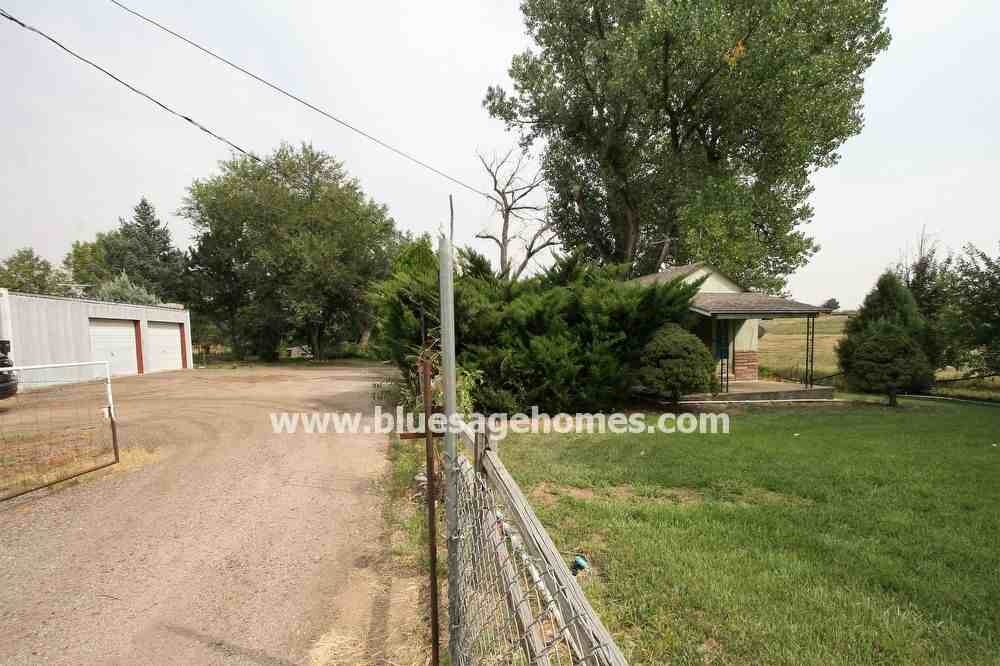 10850 Brighton Rd - Photo 2 of 12