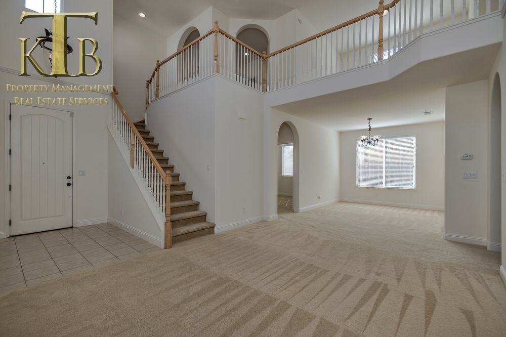 12233 Canyonlands Dr - Photo 2 of 15