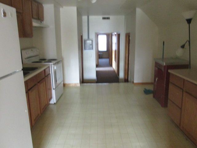 2870 S 12th St - Photo 3 of 10