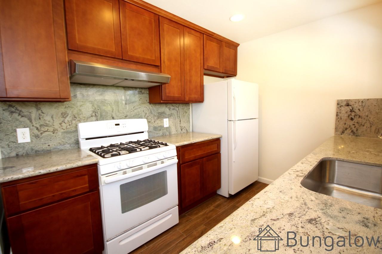 1098 Judson Drive - Photo 3 of 14