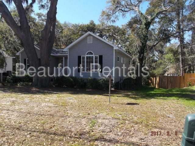 504 Meritta Ave - Photo 3 of 10