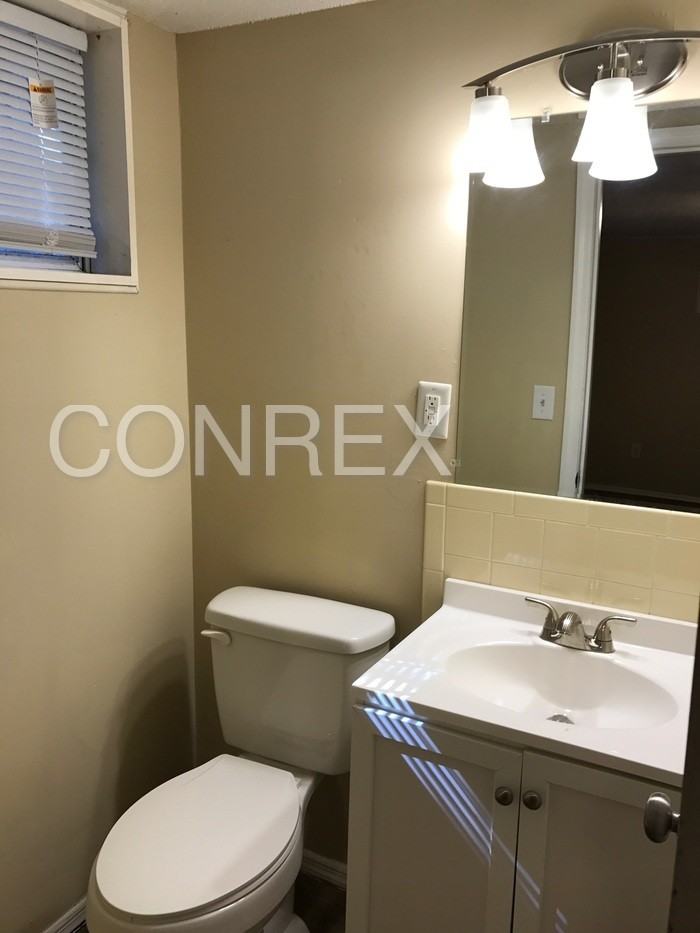 9050 Blue Ridge Blvd - Photo 2 of 11