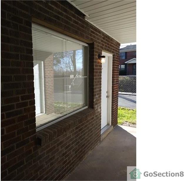 486 E Georgia Ave - Photo 3 of 8