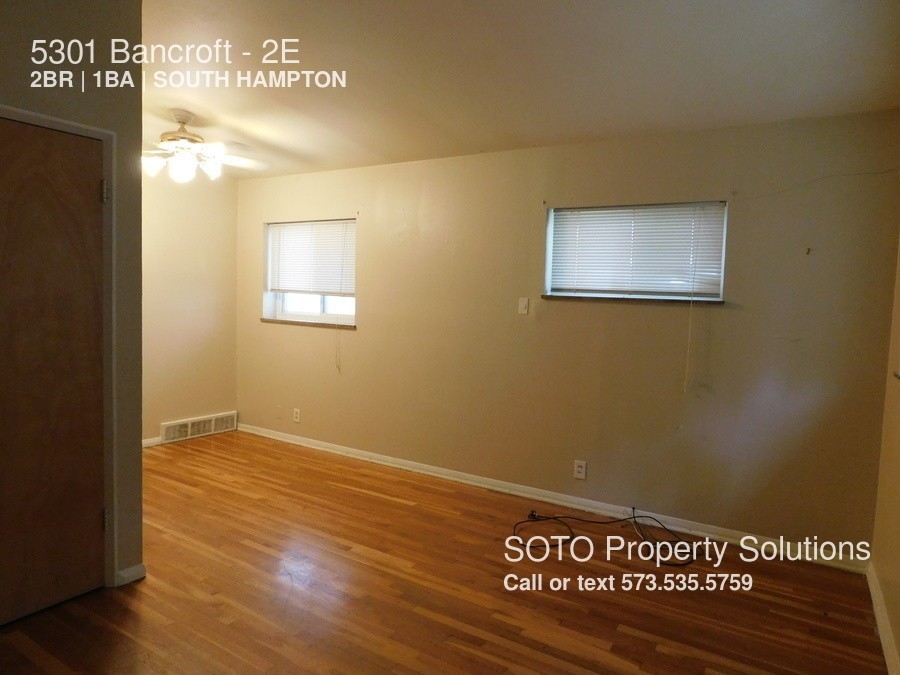 5301 Bancroft Ave #2E - Photo 3 of 10