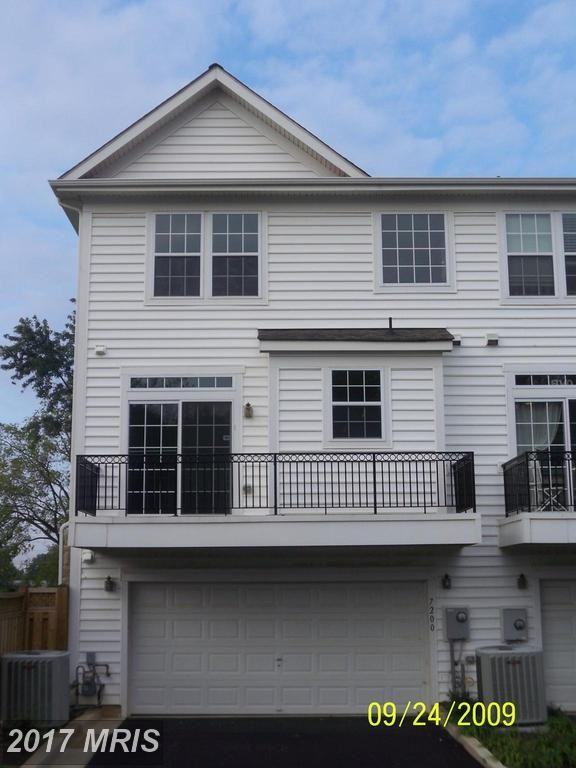 7200 Phelps Hill Ct - Photo 3 of 22