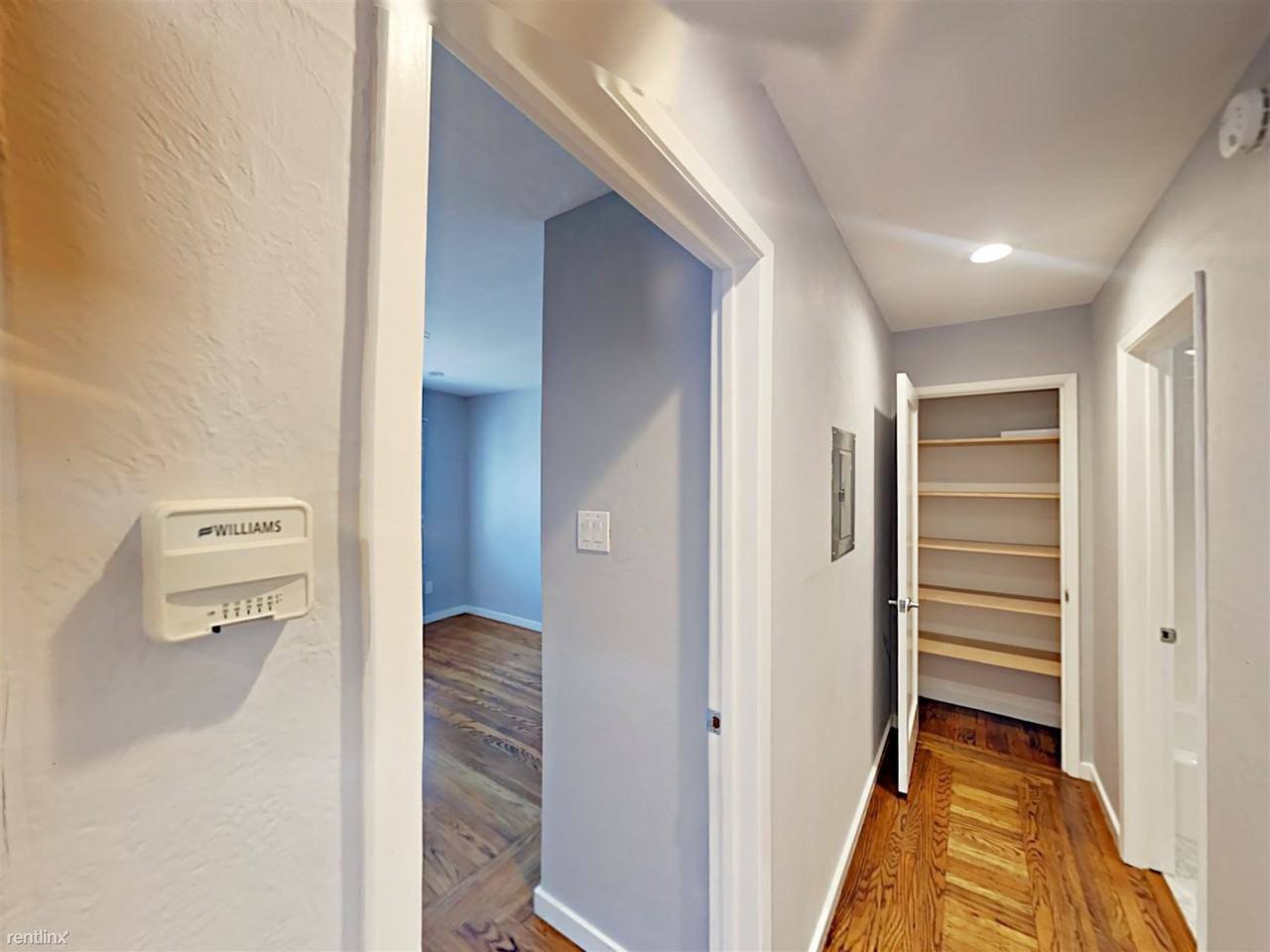 1027 Washington Ave - Photo 2 of 12