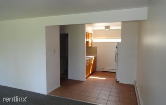 132 Huronview Ct - Photo 2 of 14