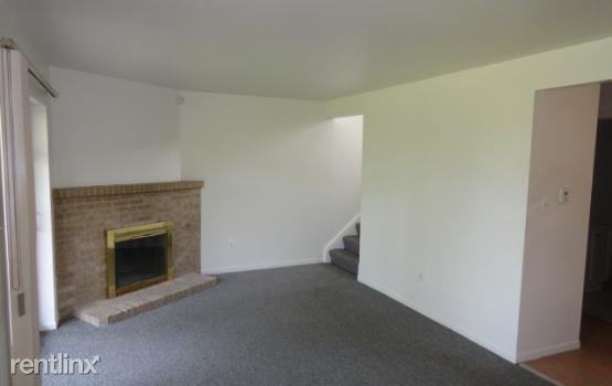 132 Huronview Ct - Photo 3 of 14