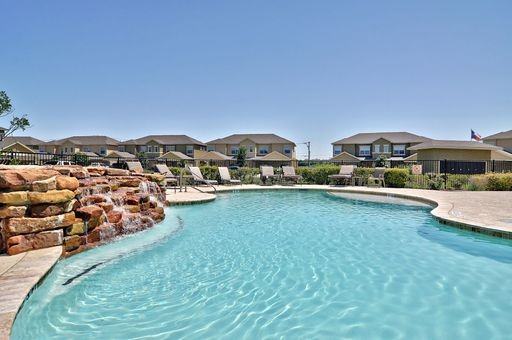 305 Laguna Seca Ln - Photo 2 of 8