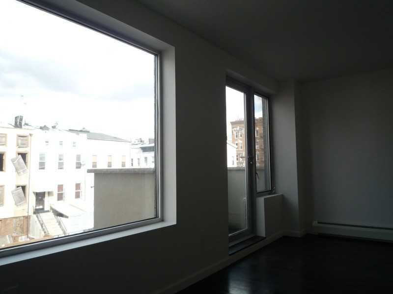 60 Pulaski Street #10LK