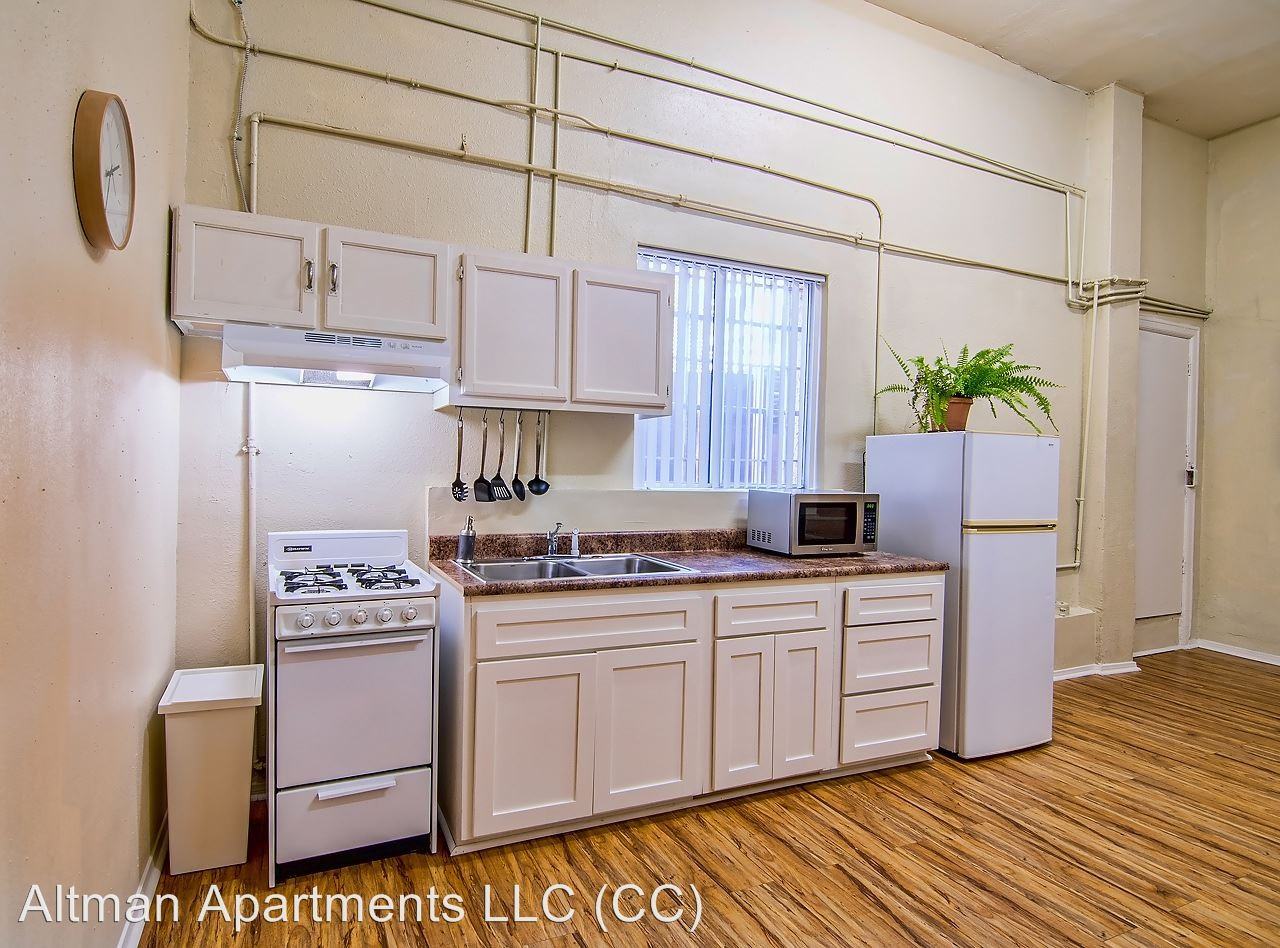 2107 E Cesar Chavez Ave - Photo 2 of 31