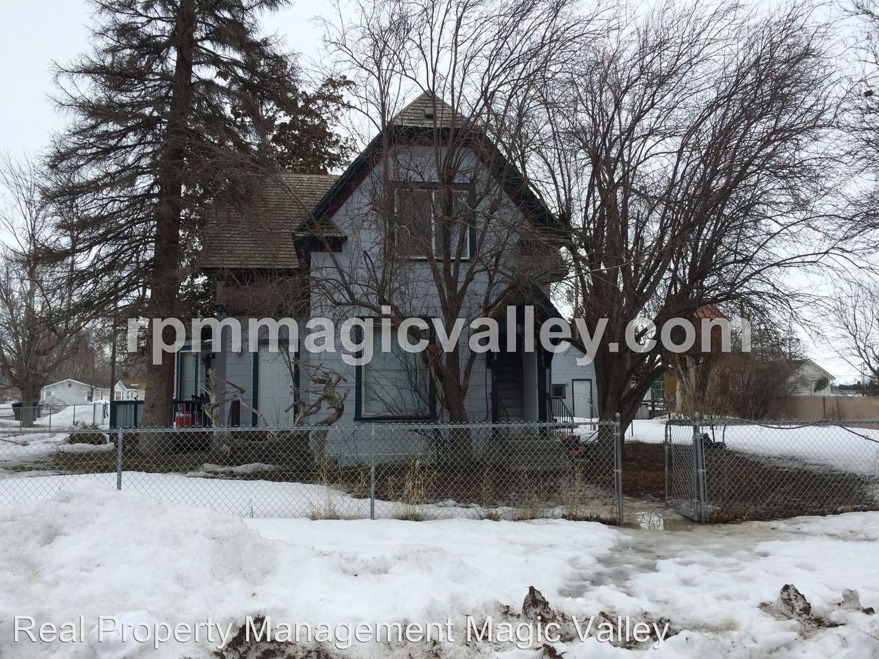 303 E C St - Photo 2 of 8