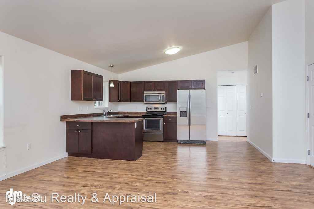 3452-3458 S. Vale Ave. - Photo 3 of 21