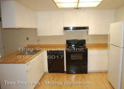 11044 New River Cir - Photo 3 of 9