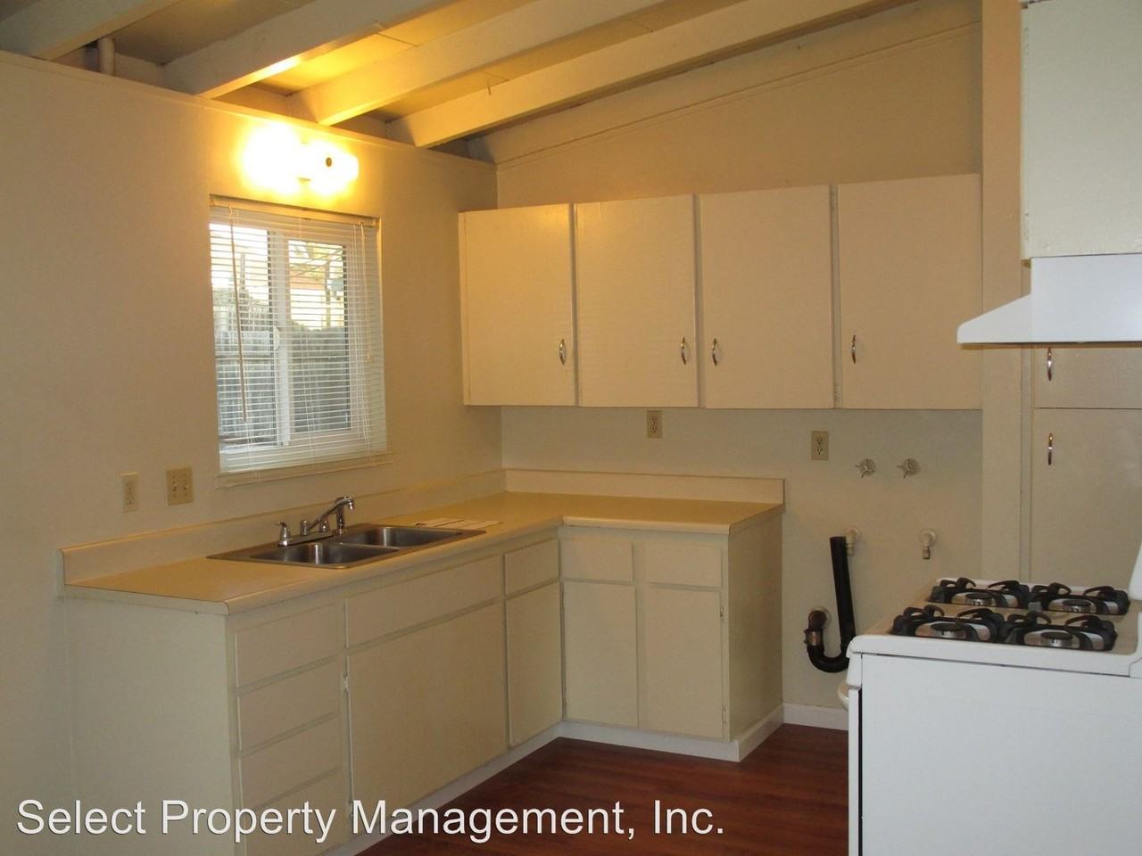 6625 Medora Dr - Photo 2 of 7