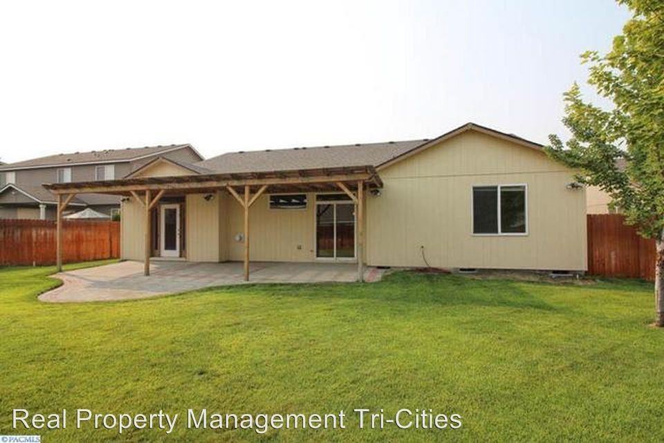 5511 Coolidge Ct - Photo 3 of 15