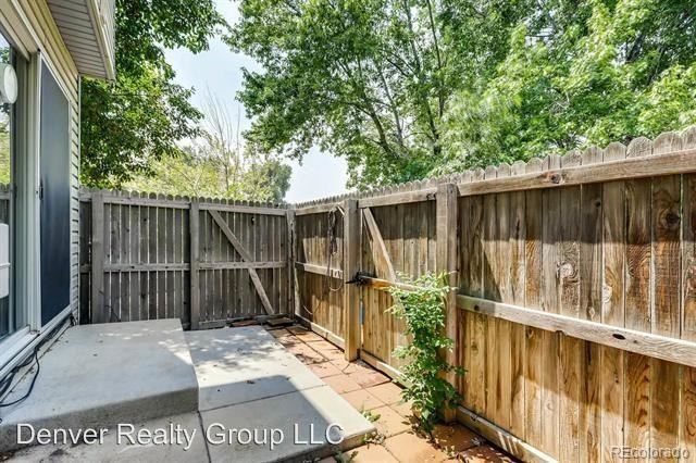 16291 E 17th Pl #B - Photo 2 of 5