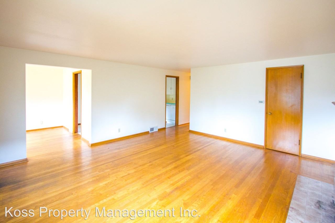 1253 NE 90th St - Photo 2 of 12