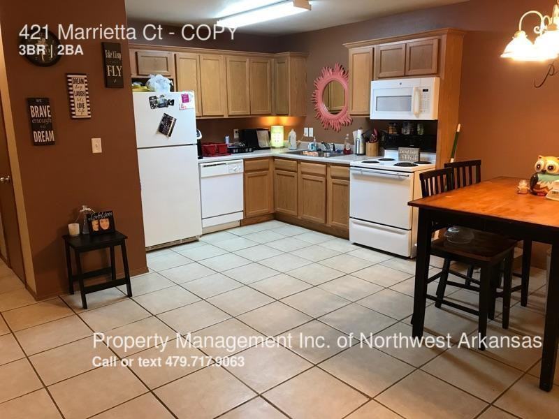 421 E Marietta Ct #COPY - Photo 2 of 5