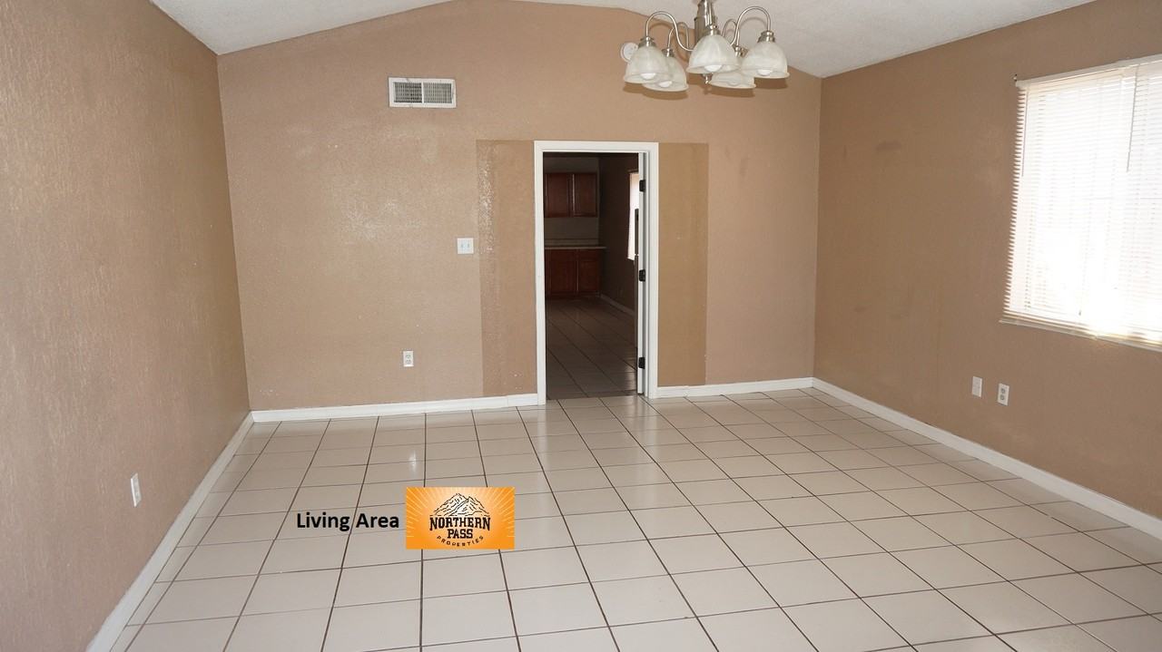 422 Val Verde Street - Photo 3 of 18