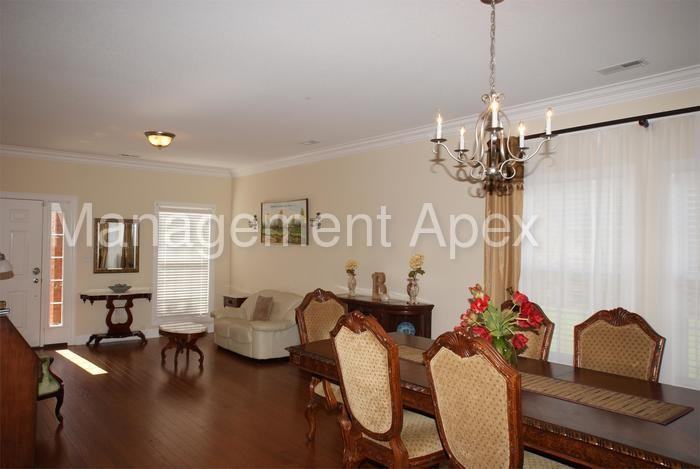 5031 SE Valley Cove Dr - Photo 2 of 20