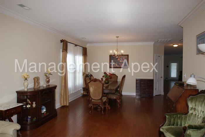 5031 SE Valley Cove Dr - Photo 3 of 20