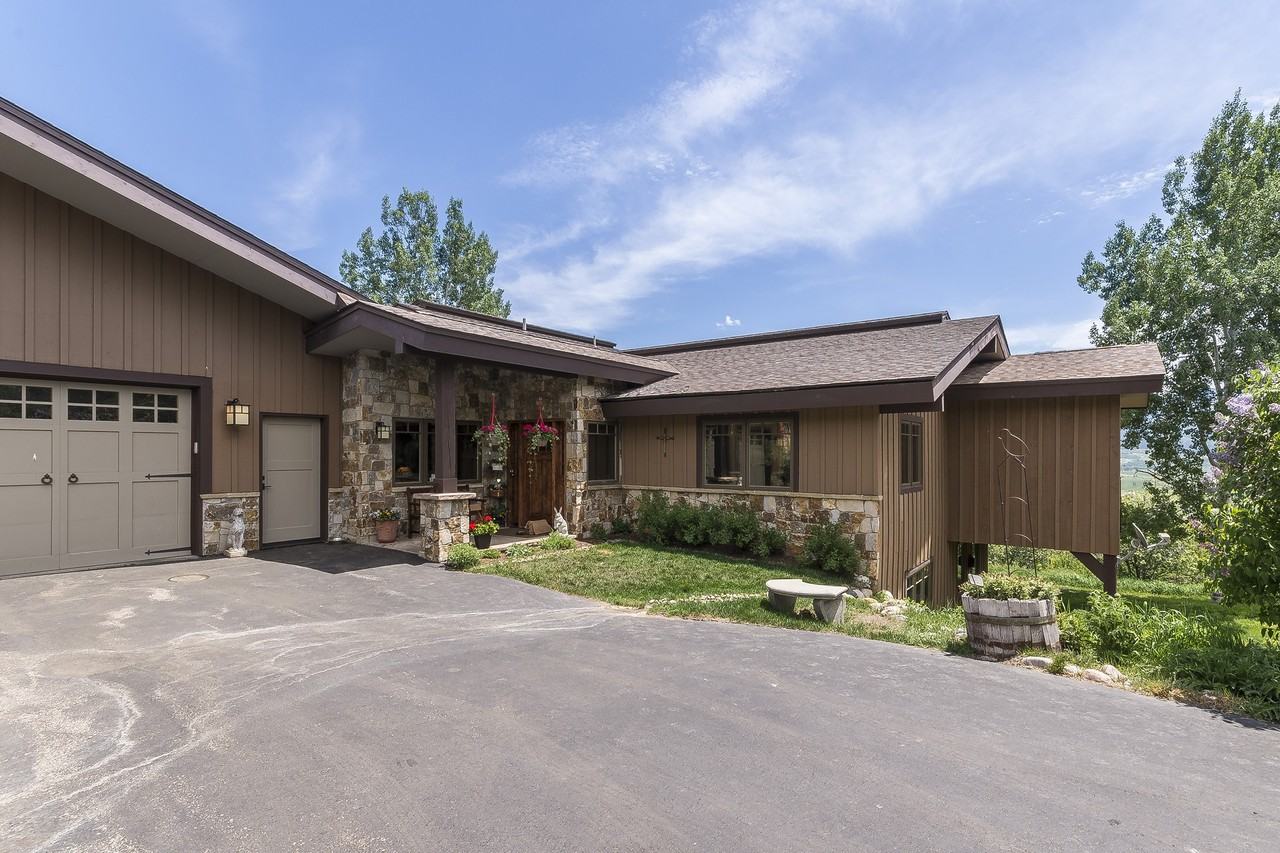 30920 Elk Ln - Photo 2 of 21