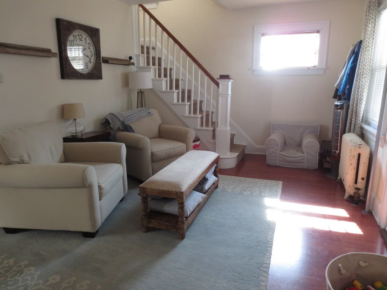 245 Garfield Ave - Photo 3 of 14