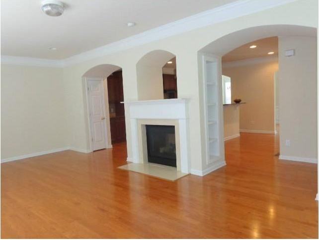 6053 Bartam Cove #6053 - Photo 3 of 17