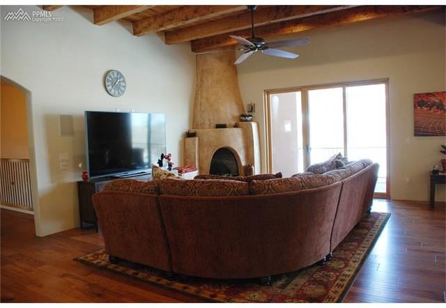 6840 Oak Valley Ln - Photo 2 of 35