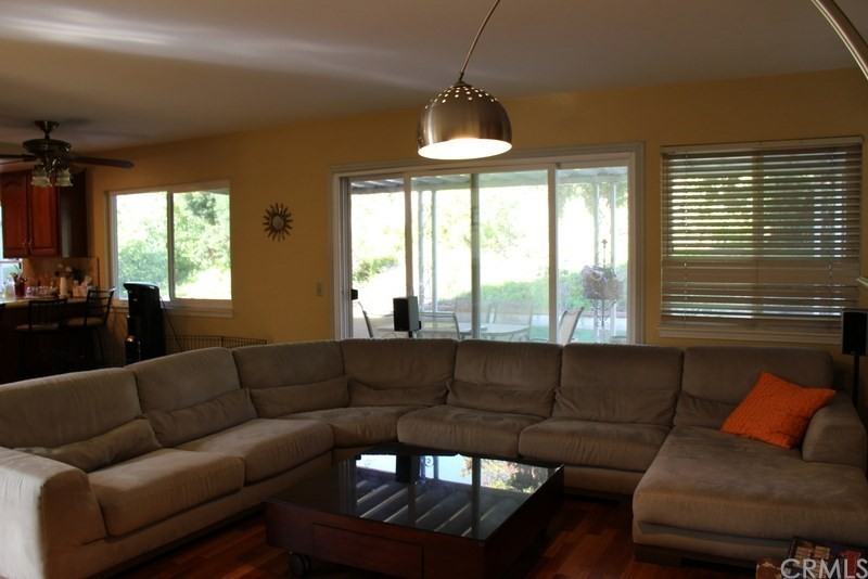 20445 Via Sonador - Photo 3 of 9