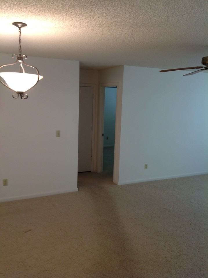 8530 SW 90 St - Photo 3 of 23