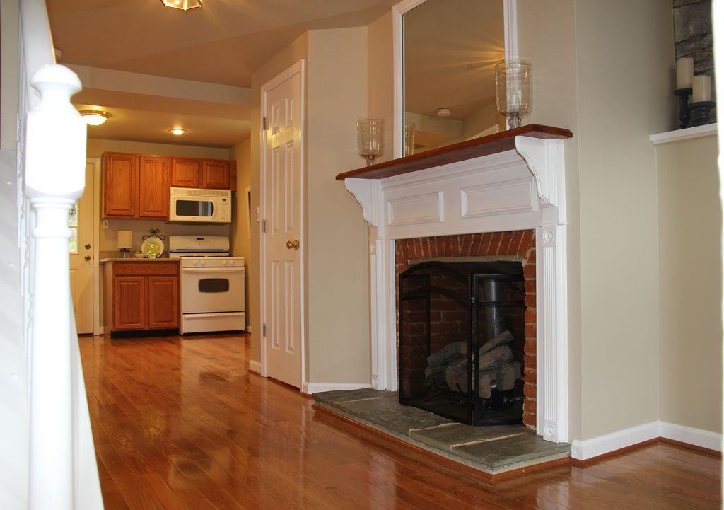 137 West All Saints Street - Photo 3 of 18