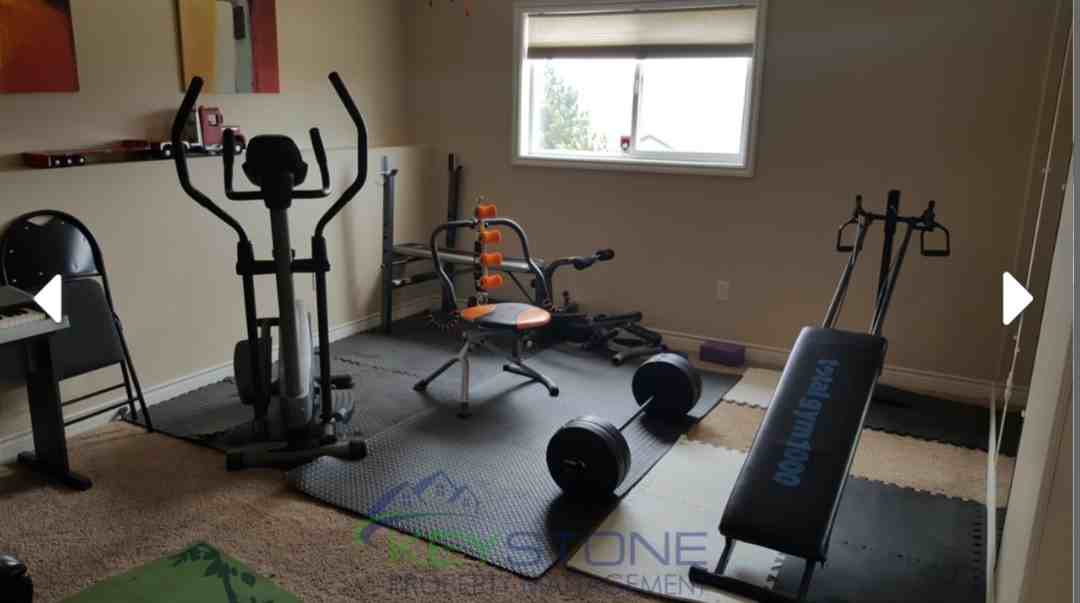 679 Upland Drive - Photo 2 of 12