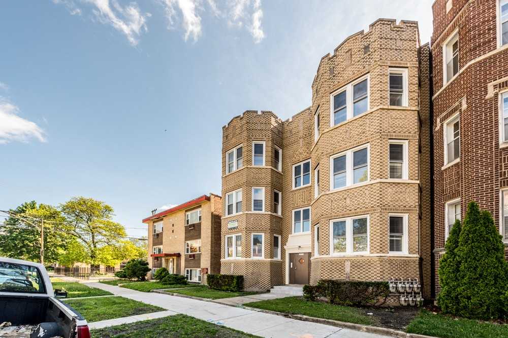 10719 S Calumet Ave Apartments for Rent in Roseland  