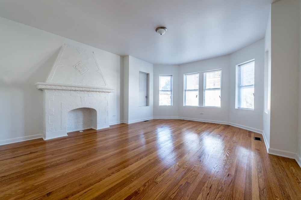 10719 S Calumet Ave - Photo 2 of 6