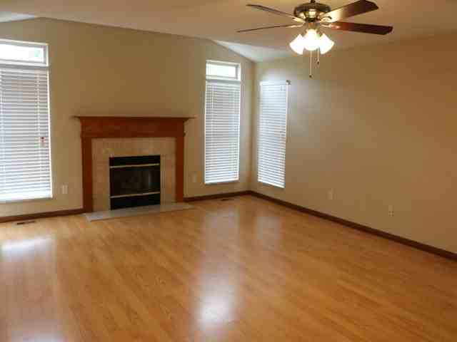 6595 Brick Ct - Photo 3 of 14