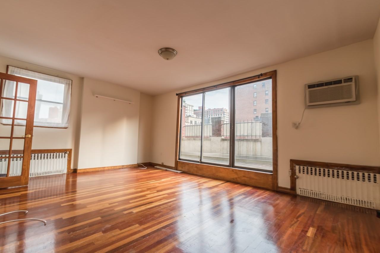 Lexington Ave & E 36th St #6B