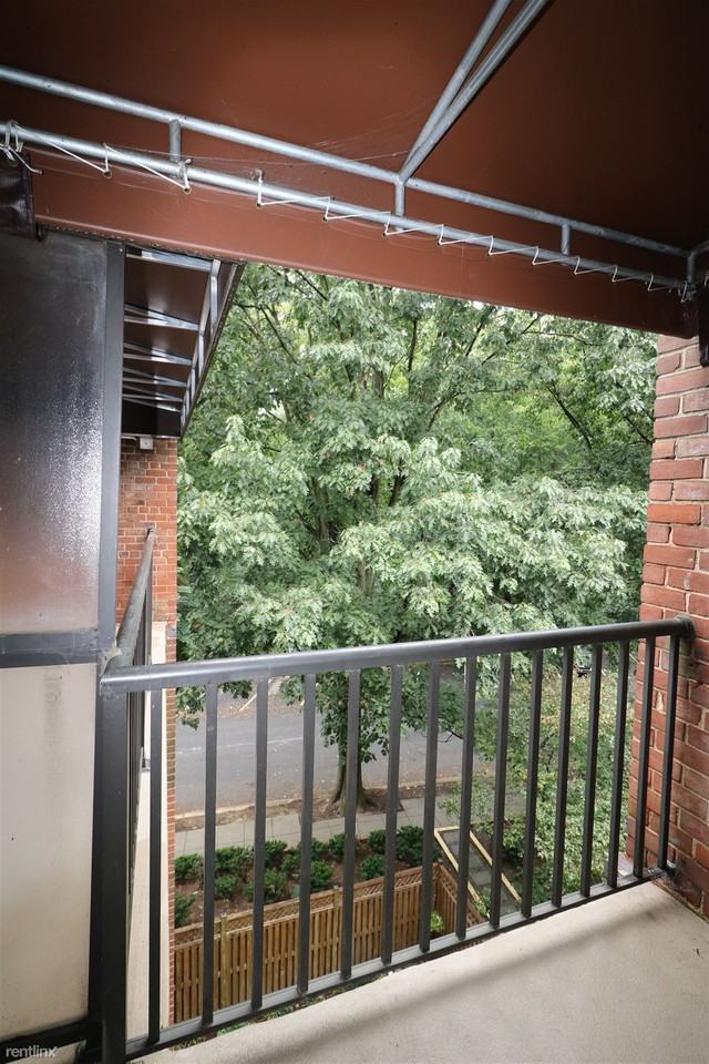 4114 Davis Pl NW #313