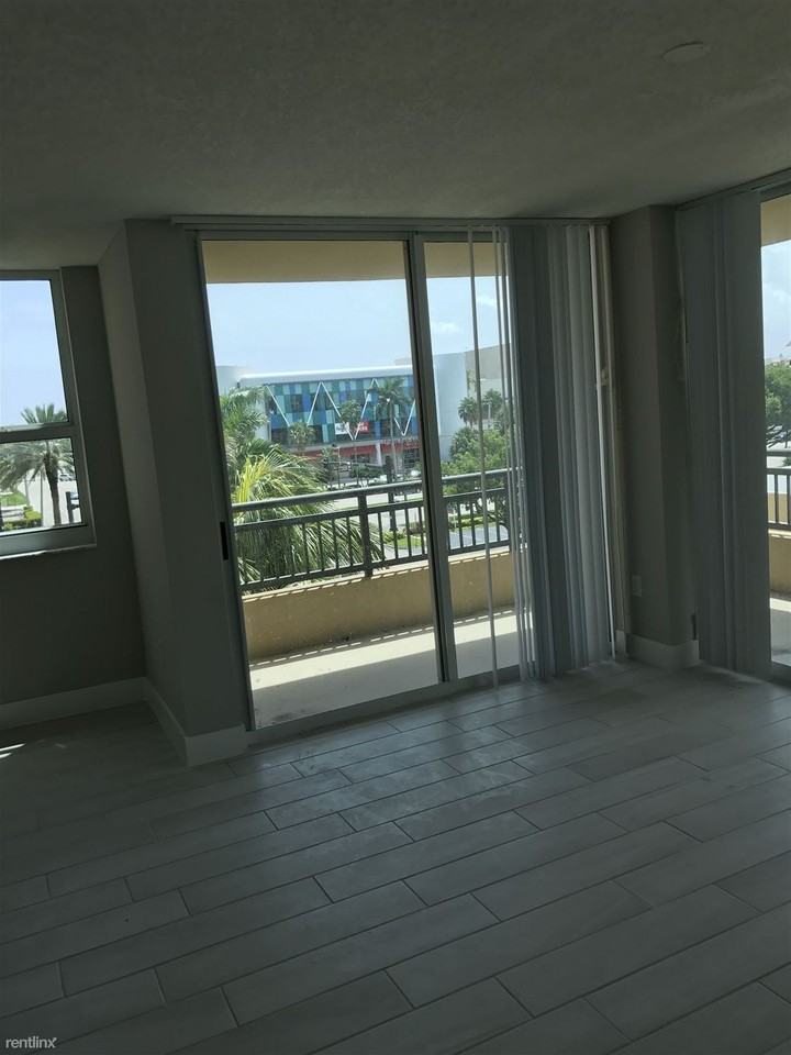 Seminole Drive - Photo 2 of 10