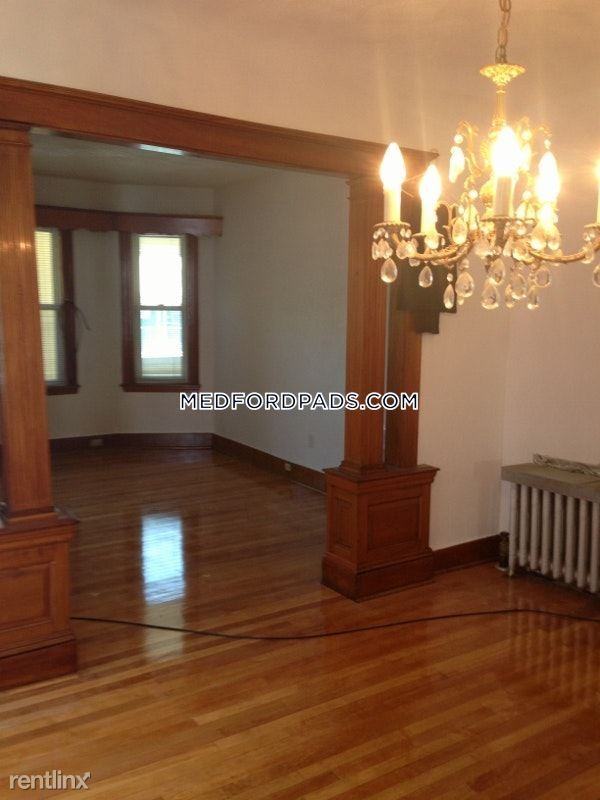 61 Frederick Ave - Photo 3 of 13