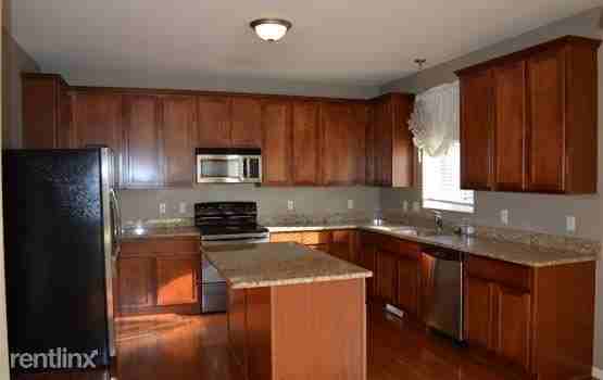 6113 Cheshire Park Dr - Photo 3 of 14