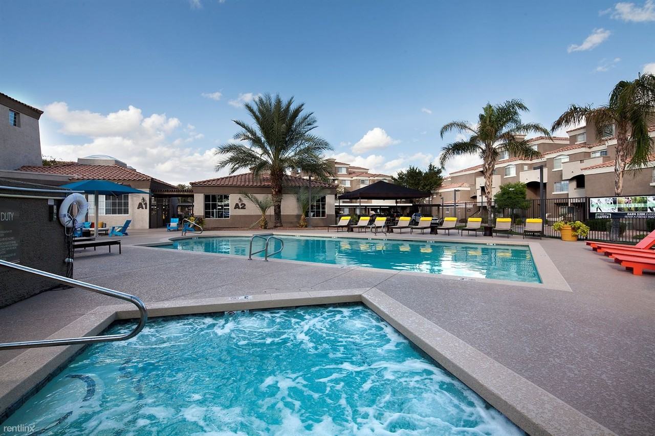 Off the 10 near great shopping/dining - Photo 3 of 7