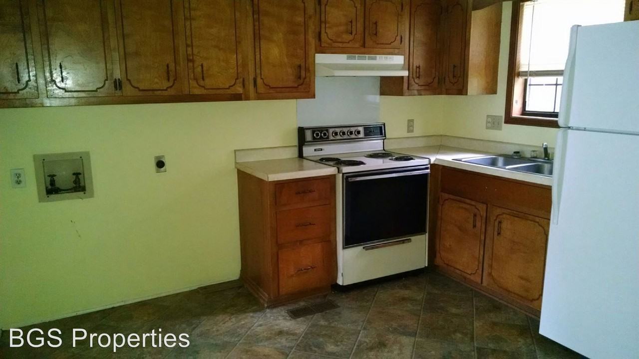 810 E Tickle St - Photo 2 of 5