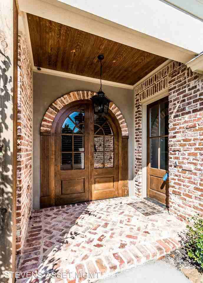 4715 Taldon Ln - Photo 2 of 25