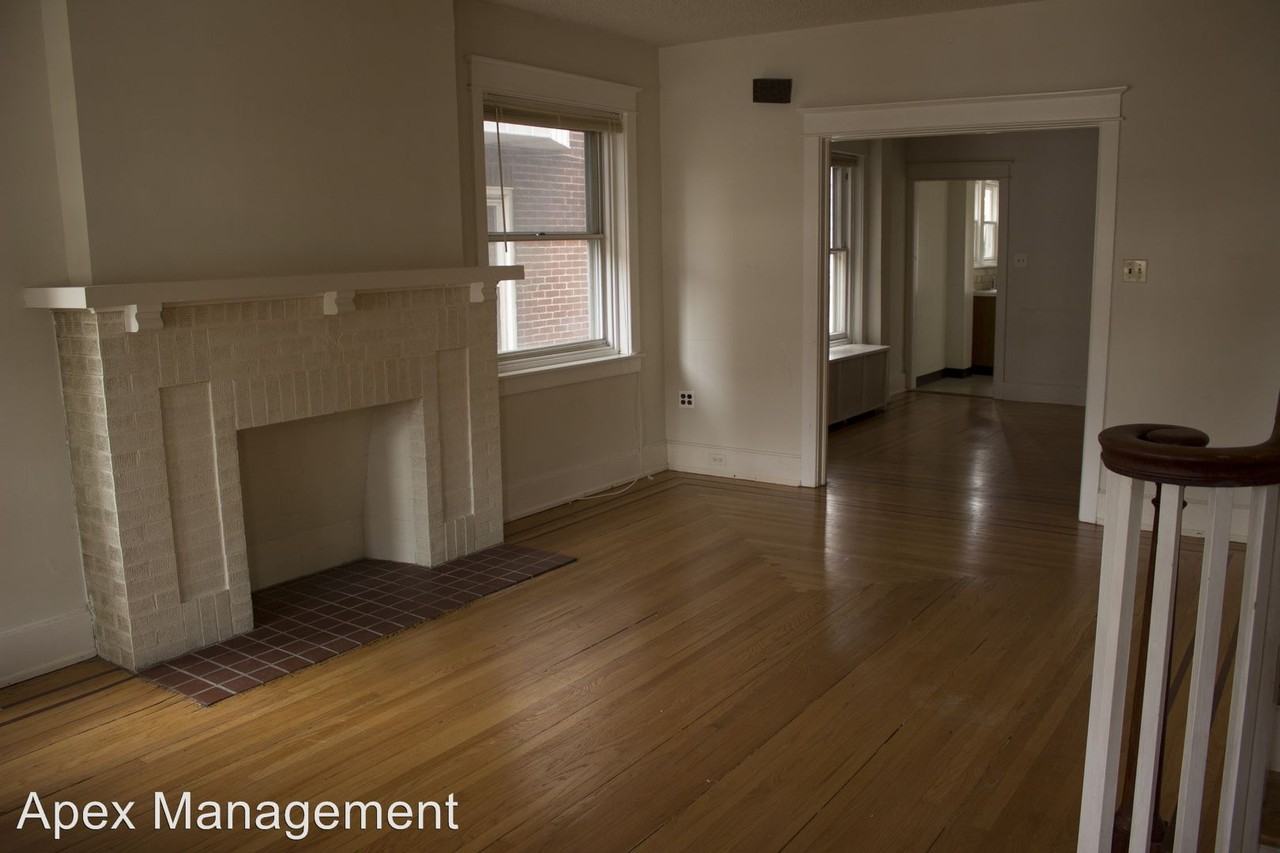 938 N 19th St - Photo 2 of 3